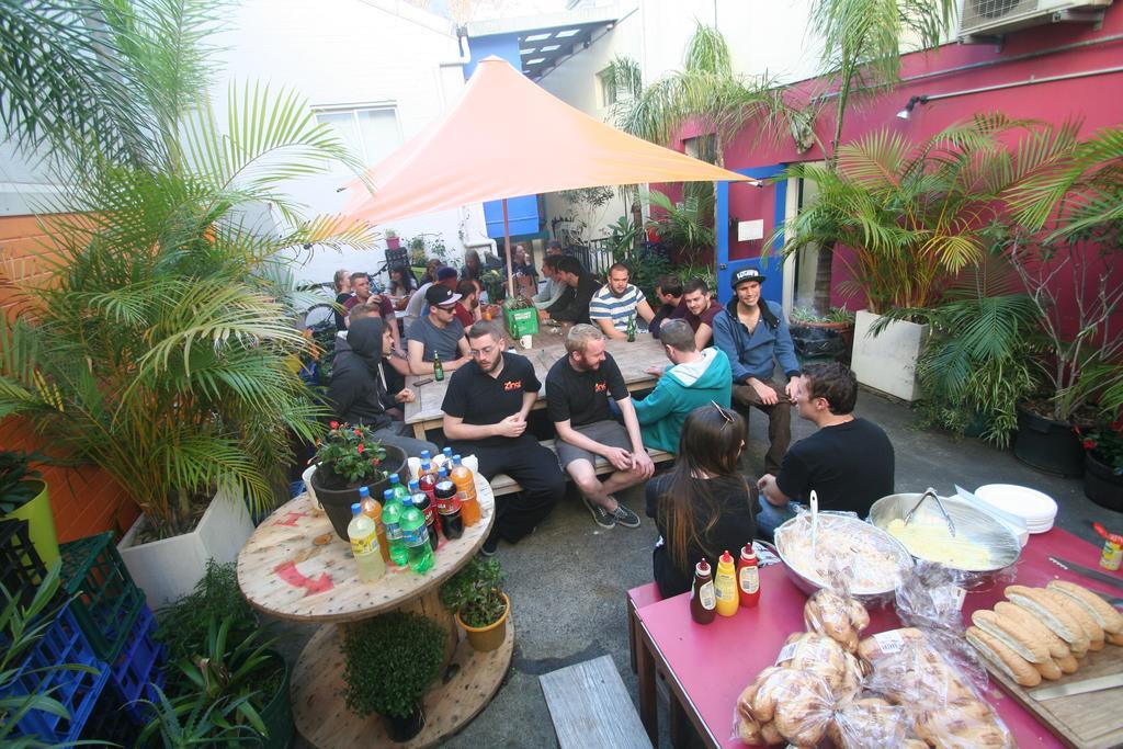 Zing Backpackers Hostel Sydney Bagian luar foto