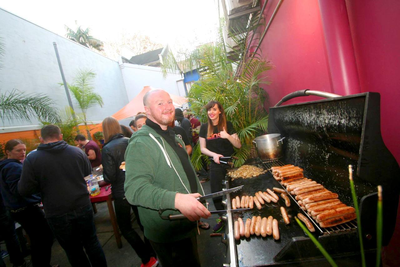 Zing Backpackers Hostel Sydney Bagian luar foto